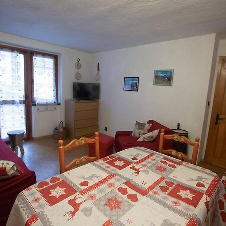 Апартаменты Joivy Flat For 6, In The Historic Town Пре-Сен-Дидье Экстерьер фото