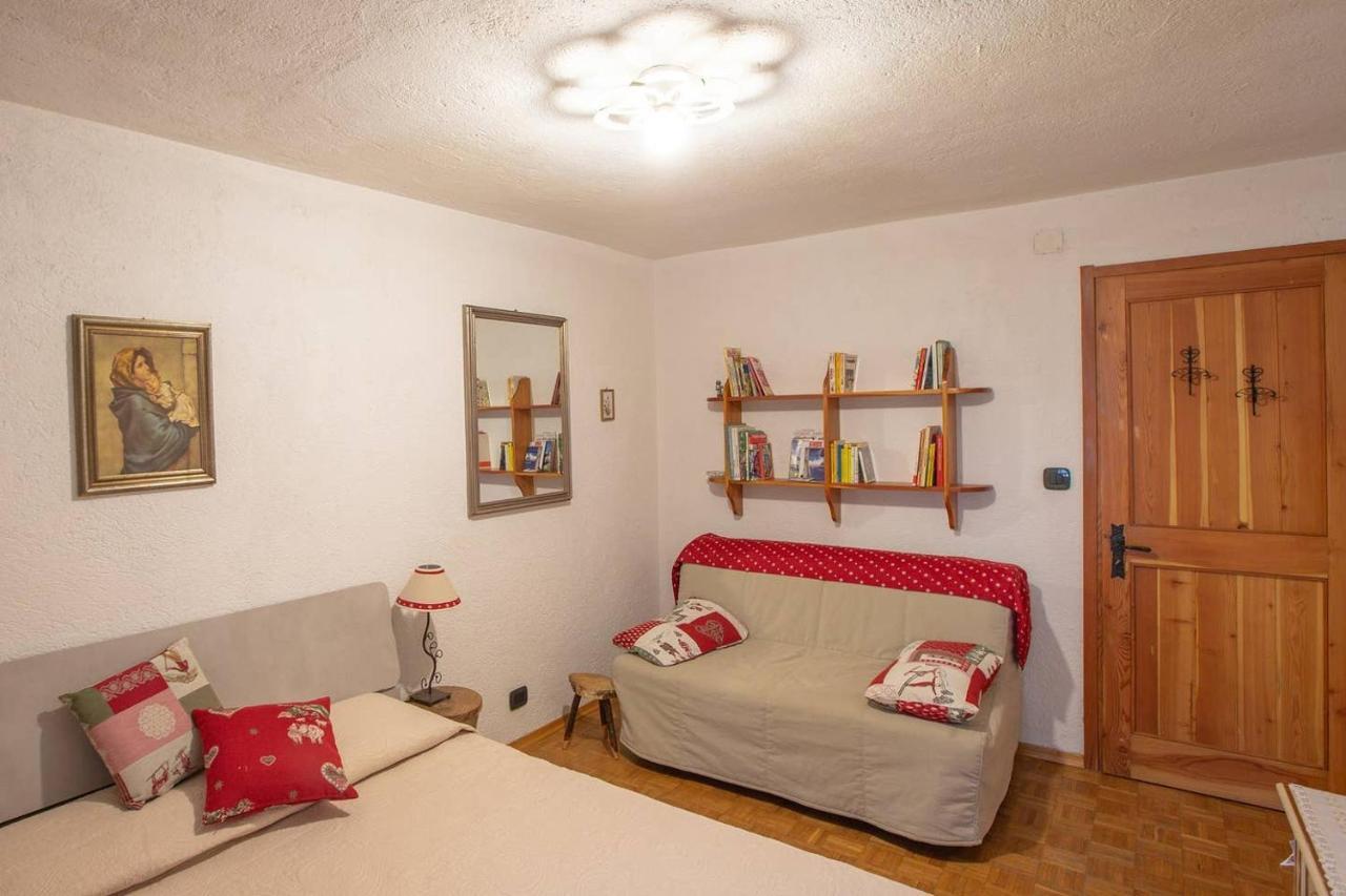 Апартаменты Joivy Flat For 6, In The Historic Town Пре-Сен-Дидье Экстерьер фото
